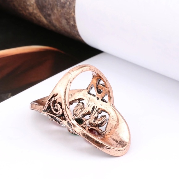 Elsa Oval Antique Ring - Picture 3 of 4